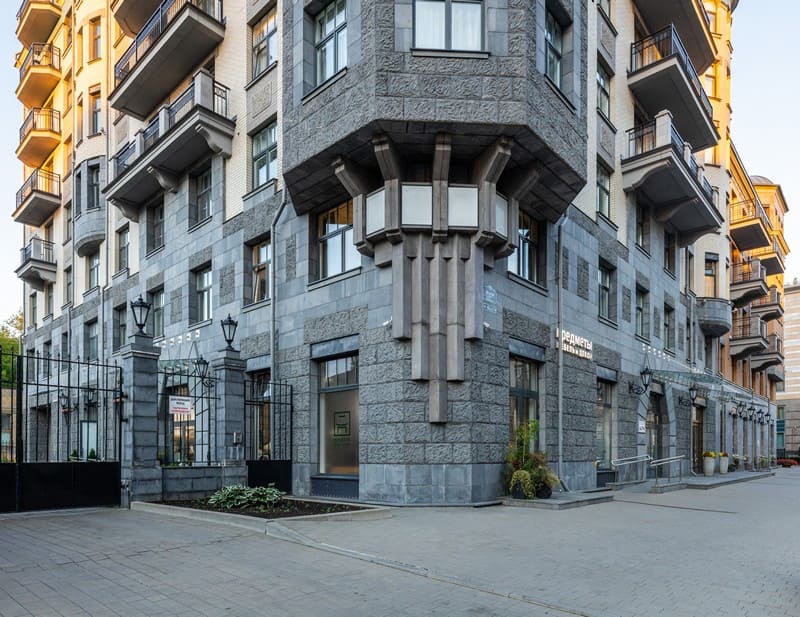 Поставка фасадных плит из гранита Tan Brown и габбро-диабаза фото 13