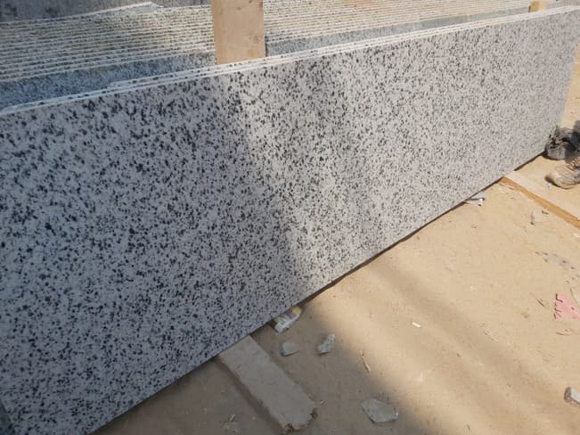 granit-white-halayeb-foto-12 Гранит White Halayeb от поставщика Стоко фото №8 из галереи