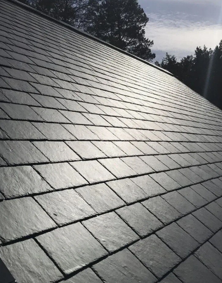 roofing-02-lifestyle-roof Плитка из черного сланца кровля от поставщика Стоко фото №2 из галереи